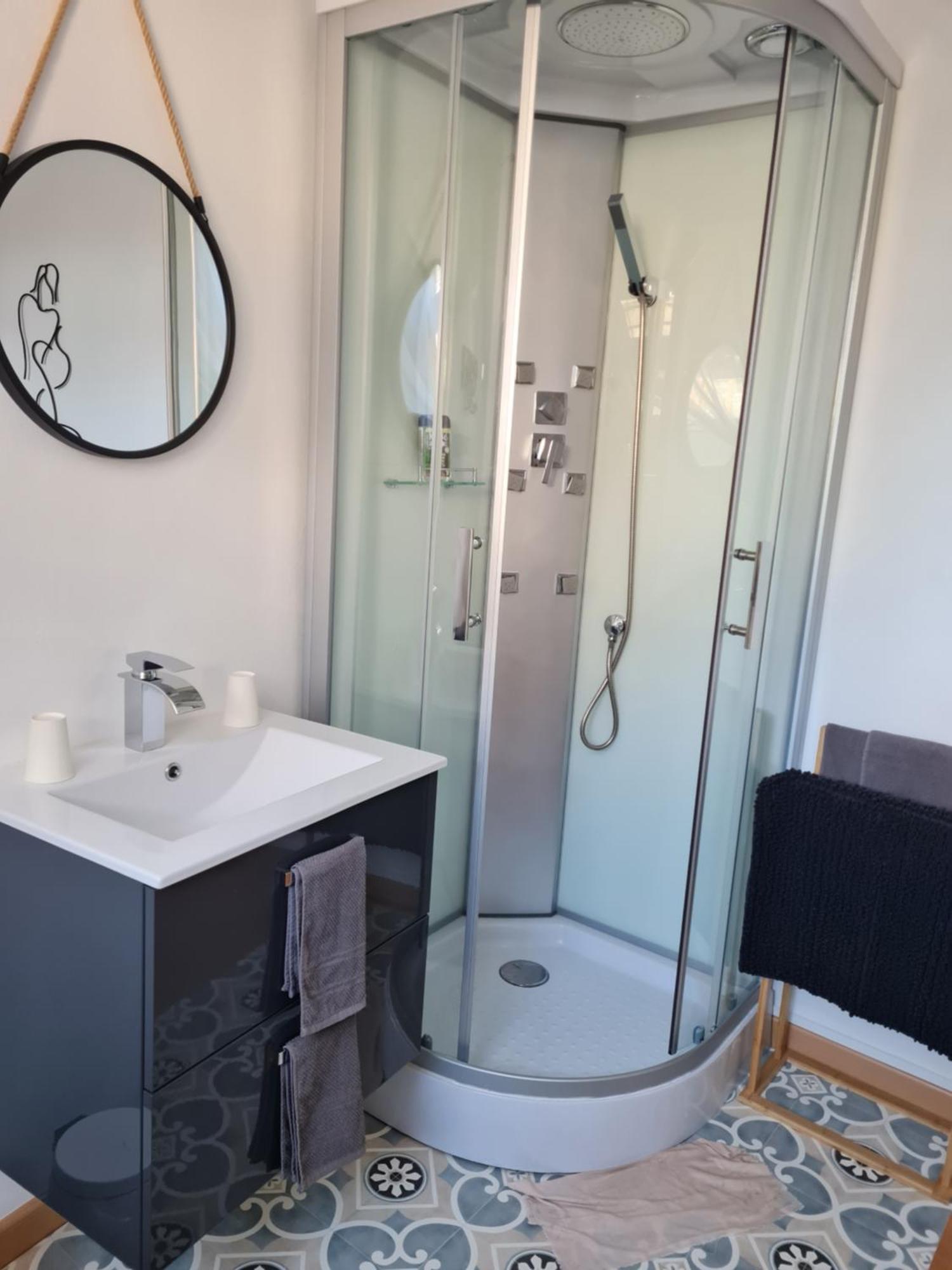 Chez Malia Bed & Breakfast Saint-Nicolas-des-Motets ภายนอก รูปภาพ